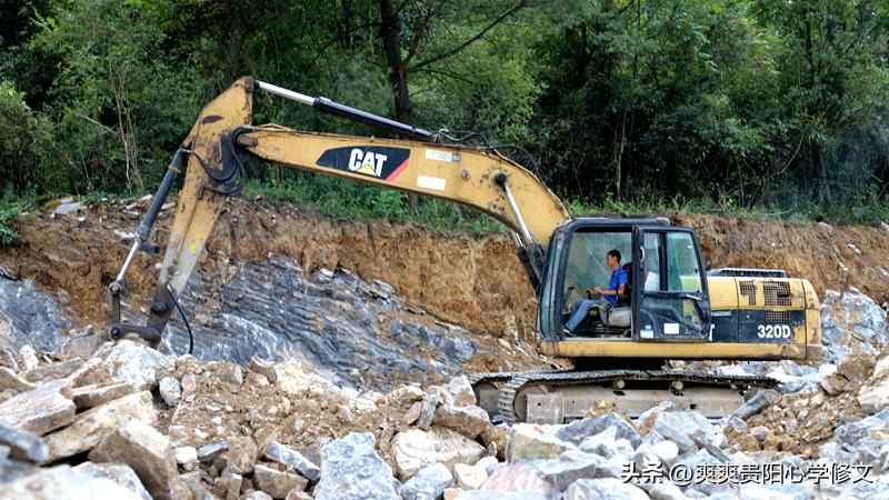 奥仁格管道助力修文人饮工程：热浸涂塑钢管破解饮水安全难题