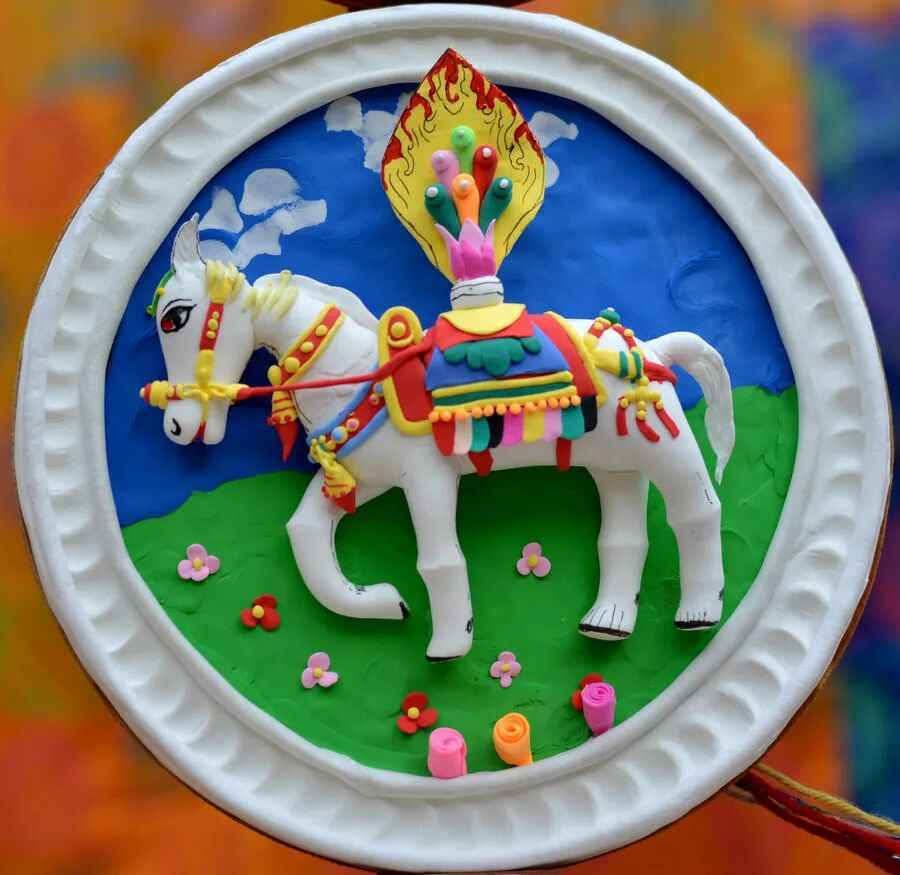 西藏热浸涂塑钢管定做与仁布酥油花艺术探秘