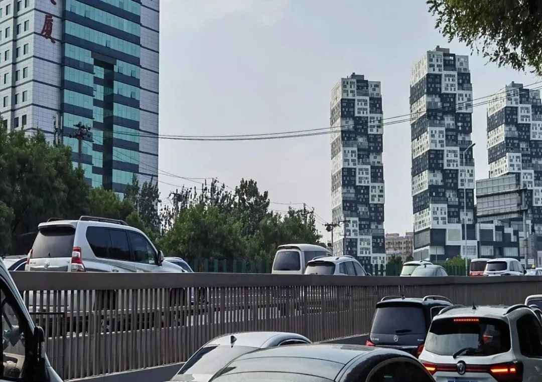 朝阳热浸塑涂塑钢管价格 电线“藏”起来，风景露出来！海淀朝阳丰台跨环路电力工程启动