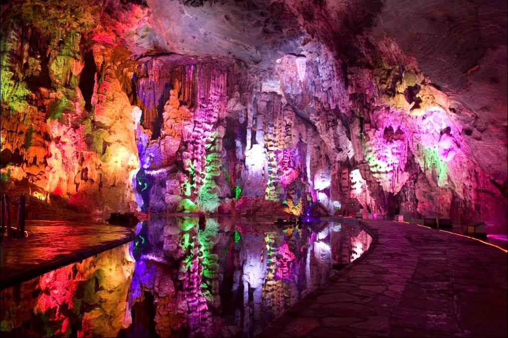 揭阳热浸塑涂塑钢管批发 我国东西向国家级高速公路之一的汕昆高速公路 揭阳热浸塑涂塑钢管批发 我国东西向国家级高速公路之一的汕昆高速公路