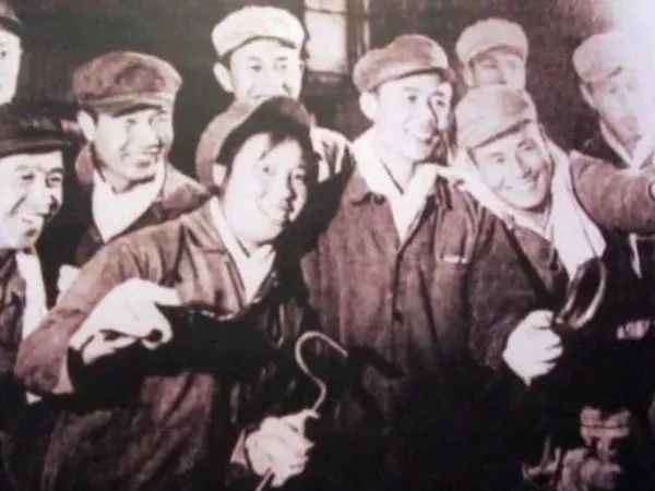 宁夏钢铁辉煌史：从第一炉钢到创新巅峰