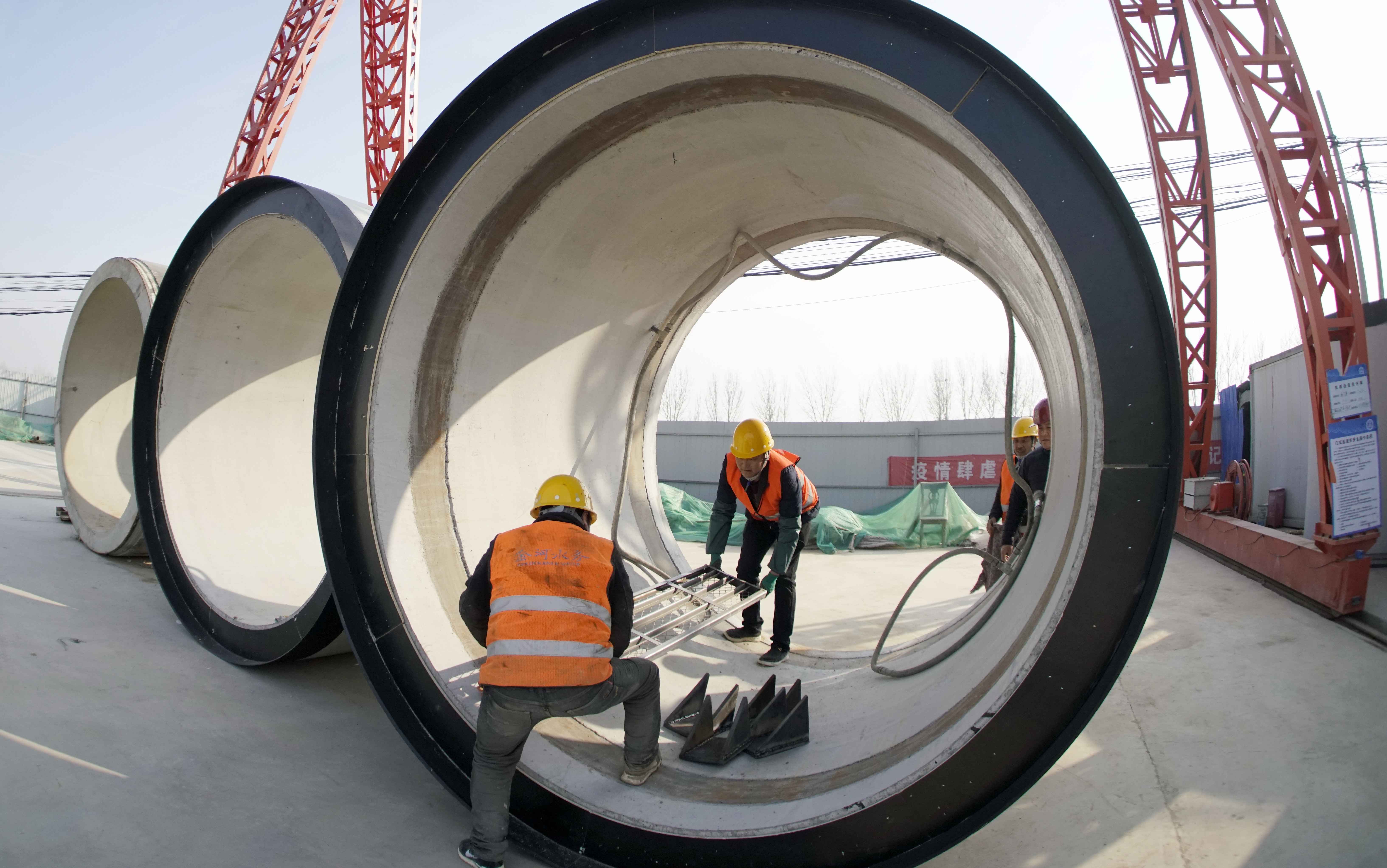 热浸塑涂塑钢管转弯技术引领南水北调工程新篇章 热浸塑涂塑钢管转弯技术引领南水北调工程新篇章