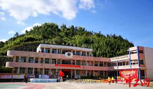 肇庆热浸塑涂塑钢管批发 怀集七甲村脱贫攻坚 中铁广州局彰显担当