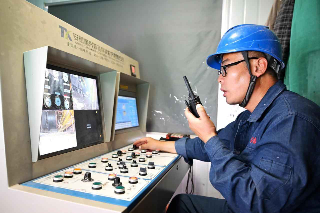 奥仁格管道引领突破:宁夏最长电力地下顶管工程全线贯通 奥仁格管道引领突破:宁夏最长电力地下顶管工程全线贯通