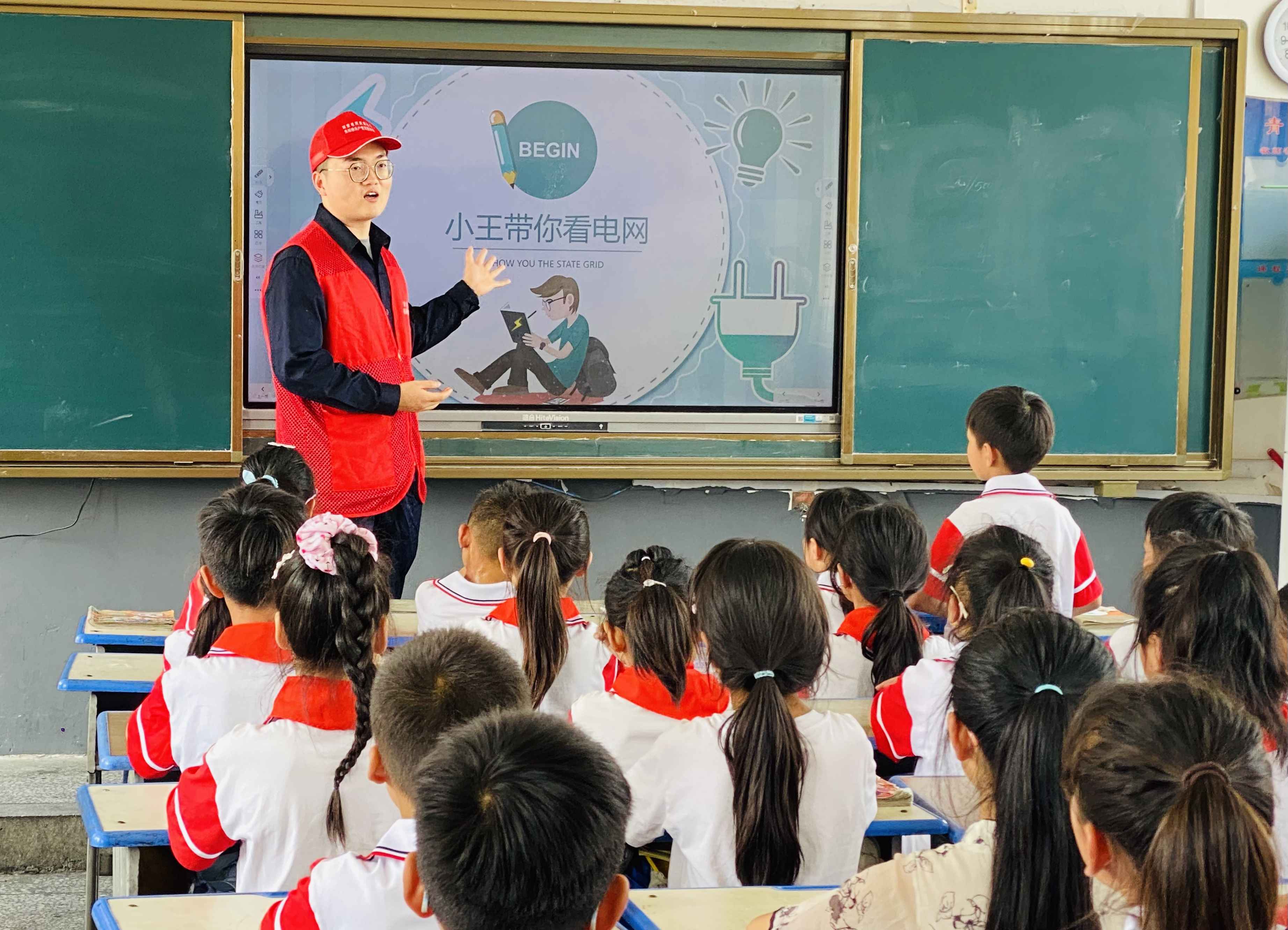 漯河电力管的守护者：行动铸就先锋