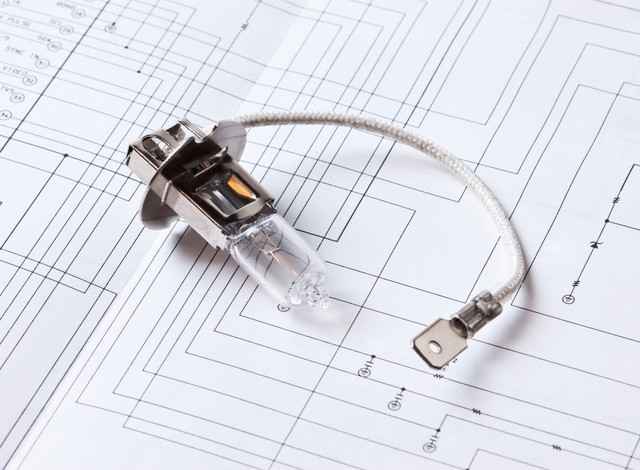 电力管PC pc灯管一闪一闪的是什么原因