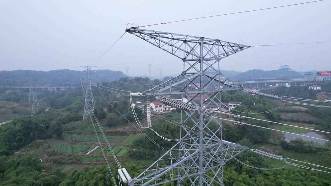 内江复合电力管助力电网升级：220千伏寿松一二线迁改工程圆满完工