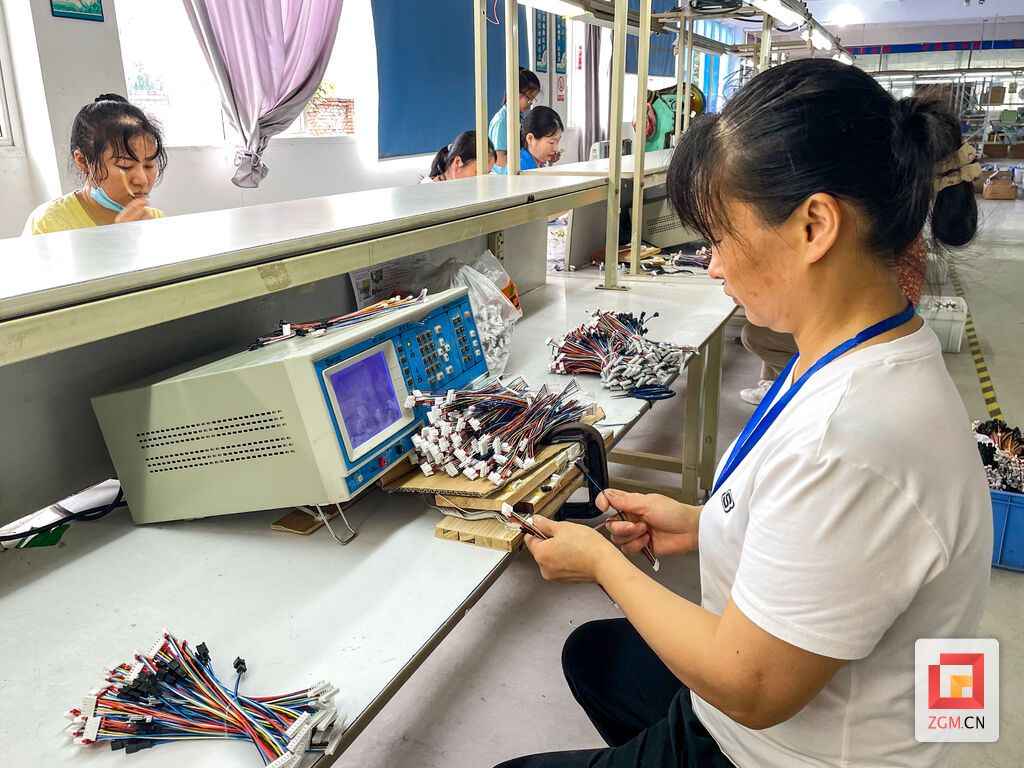 自贡护套电力管 打通线束产业链 工厂“智造”升级 自贡赛鹏线缆奋力冲刺5亿年产值目标 自贡护套电力管 打通线束产业链 工厂“智造”升级 自贡赛鹏线缆奋力冲刺5亿年产值目标