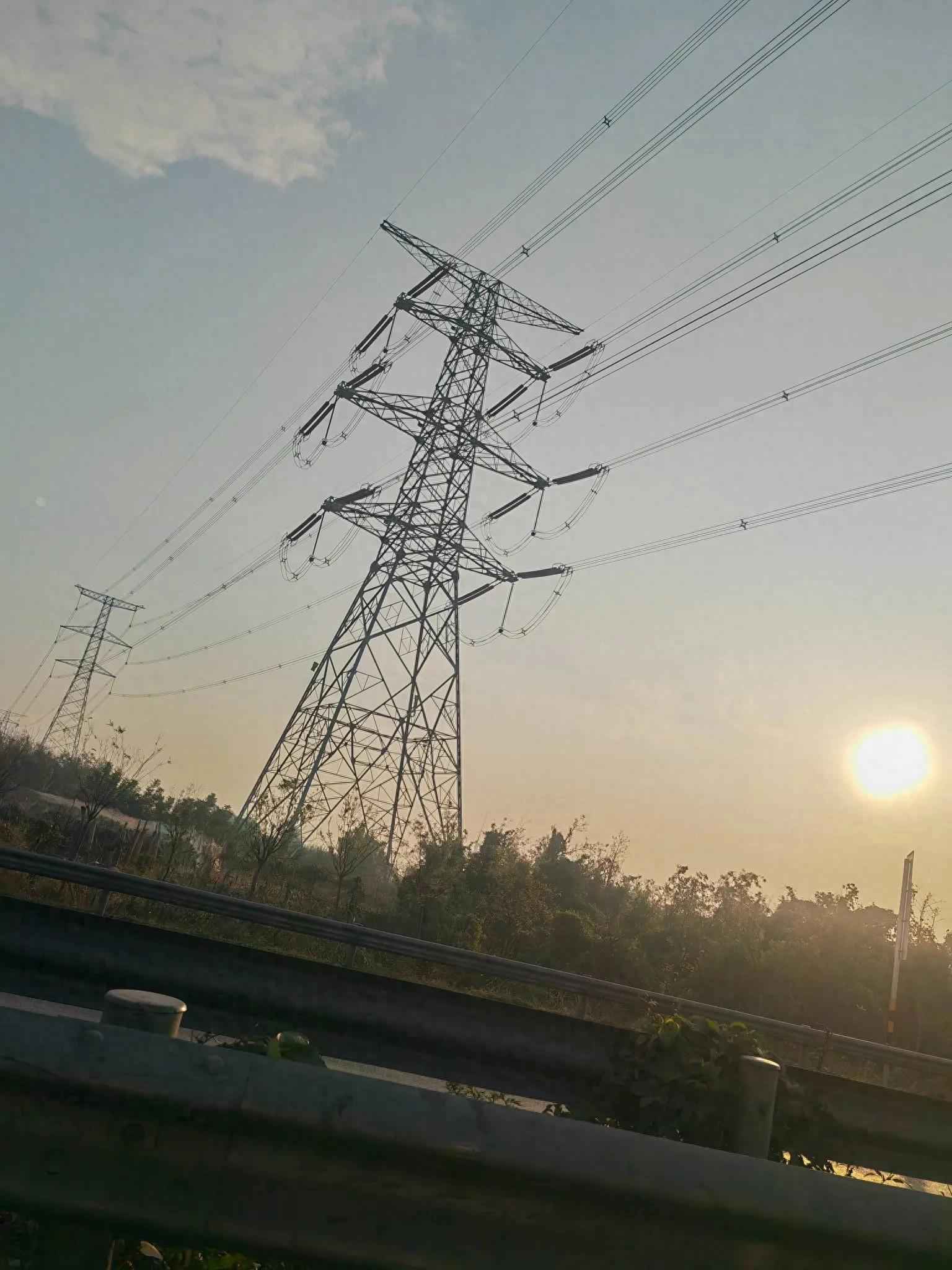 电力传输的材质之谜:为何特高压独宠铝线? 电力传输的材质之谜:为何特高压独宠铝线?