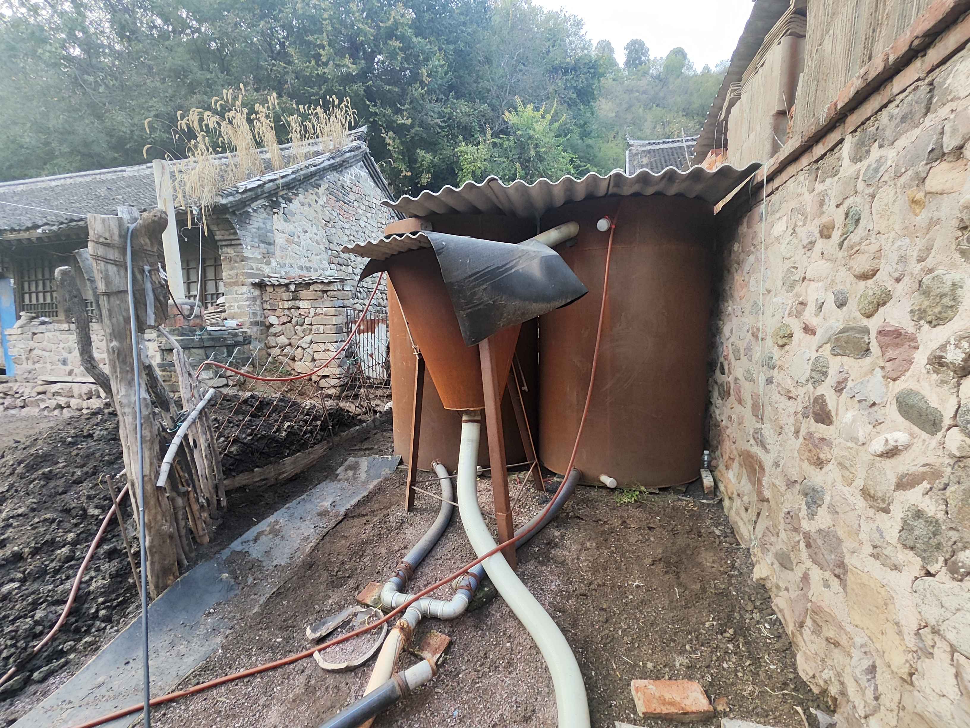 电力增强管80价格背后的疯狂“吸金村”:村民盗采地下水,月耗电上万度 电力增强管80价格背后的疯狂“吸金村”:村民盗采地下水,月耗电上万度