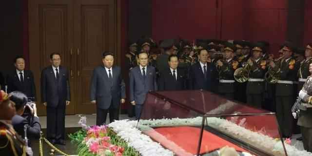 朝鲜三朝老臣金永南逝世，金正恩国葬待遇宣告时代落幕