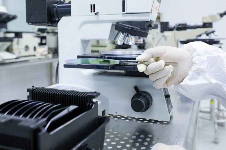 日照电力晶体管 日照高新区：强“芯”之路 一路疾驰